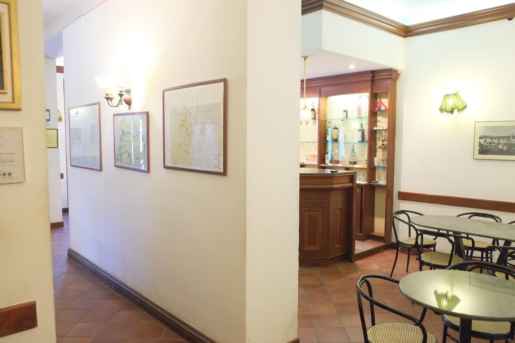 Albergo Italia Di Nardi Renzo & C Snc Poggibonsi Exterior photo