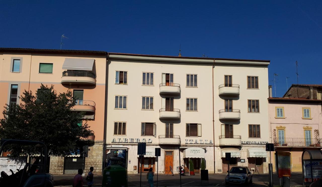 Albergo Italia Di Nardi Renzo & C Snc Poggibonsi Exterior photo